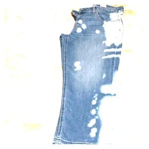 Women’s bleached boyfriend jeans